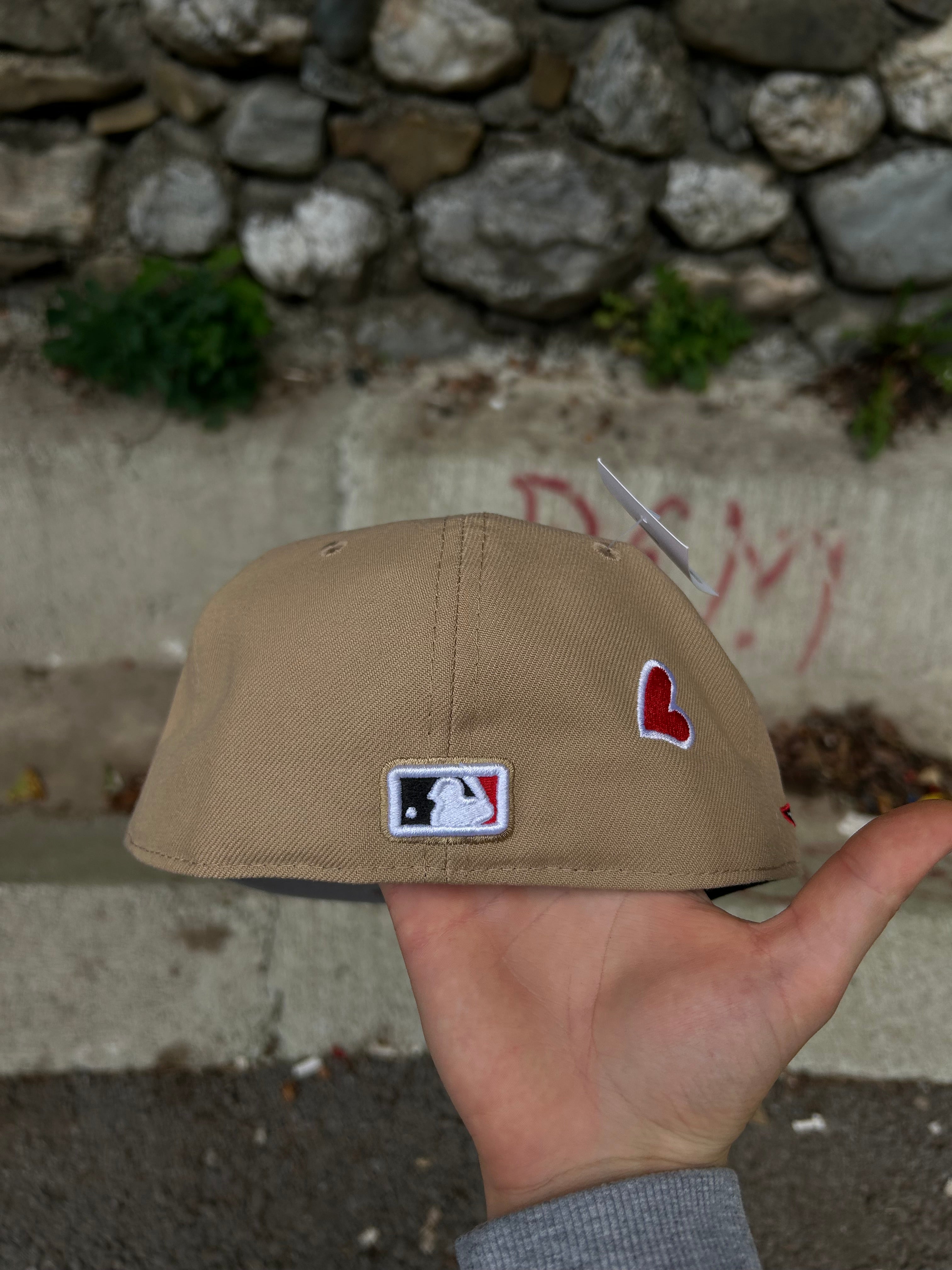 CW - NY HEART CUSTOM KHAKI