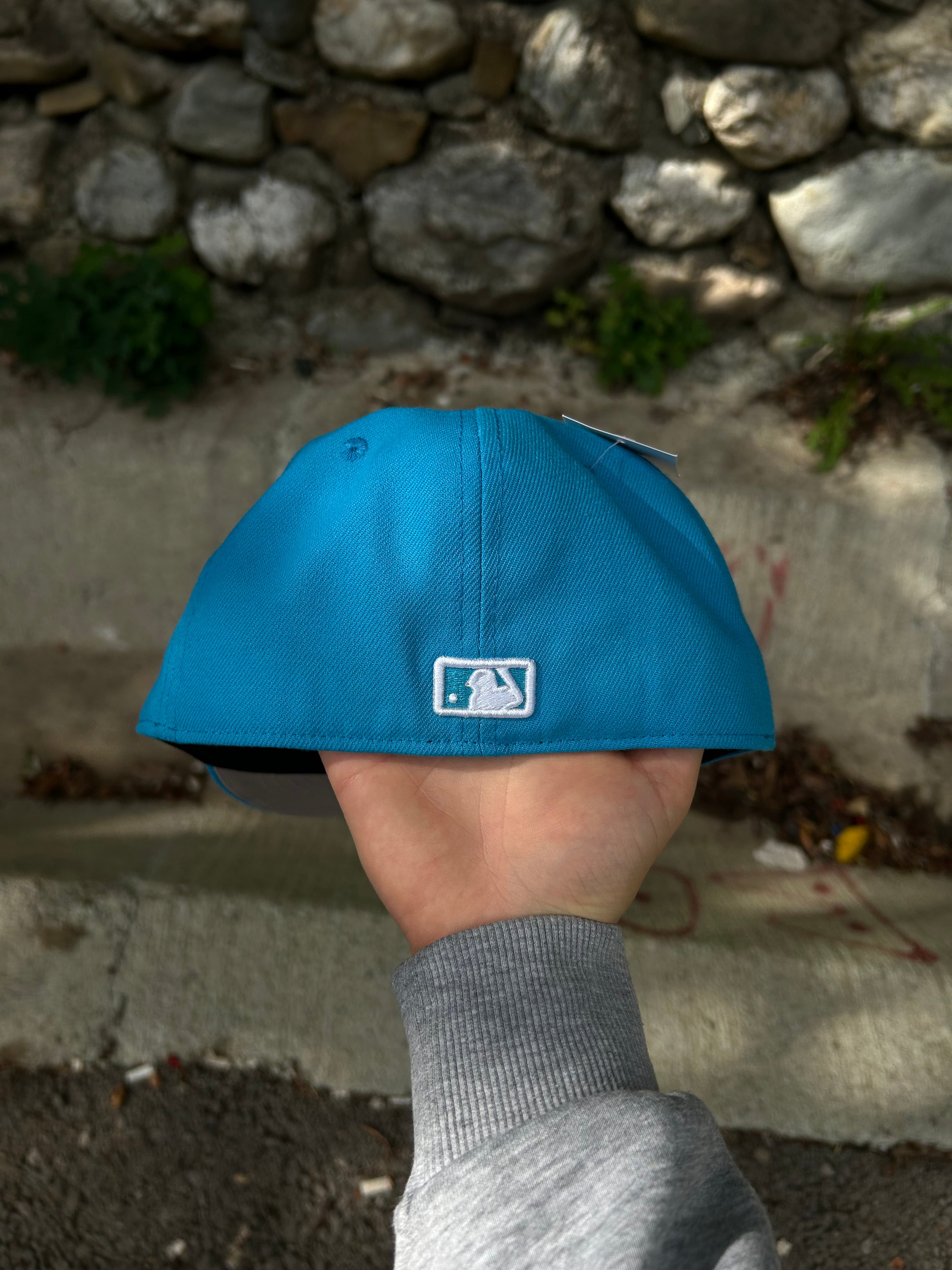 CW - NY BABYBLUE SKY DESIGN