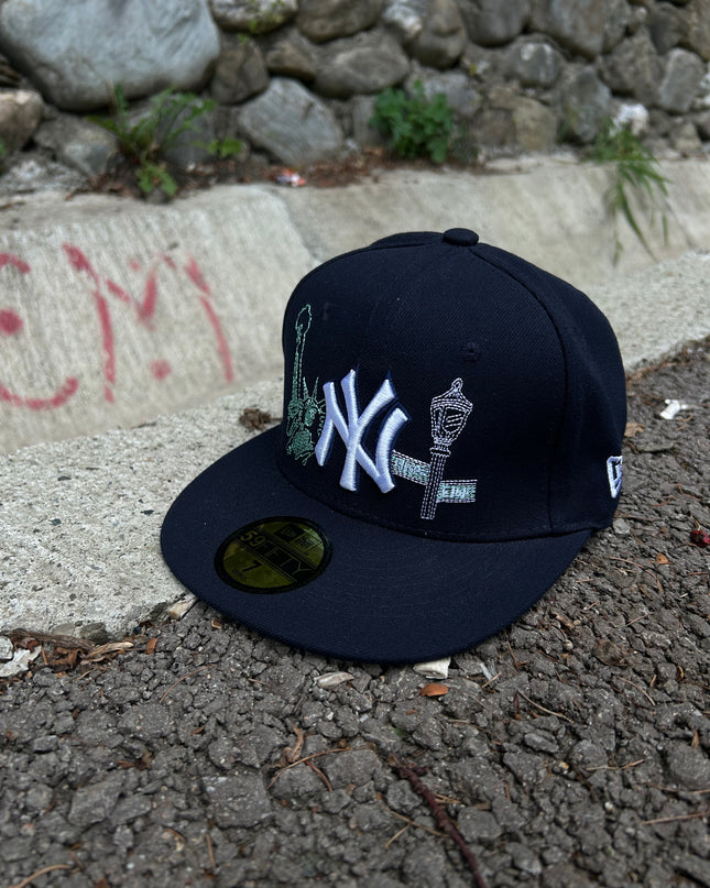 CW - NY STATUE OF LIBERTY CUSTOM NAVY BLUE