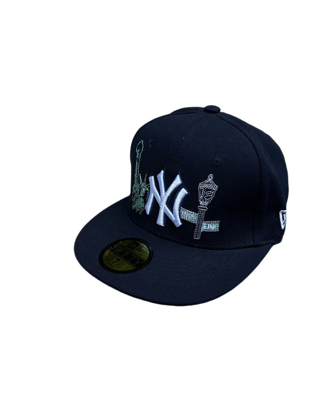 CW - NY STATUE OF LIBERTY CUSTOM NAVY BLUE
